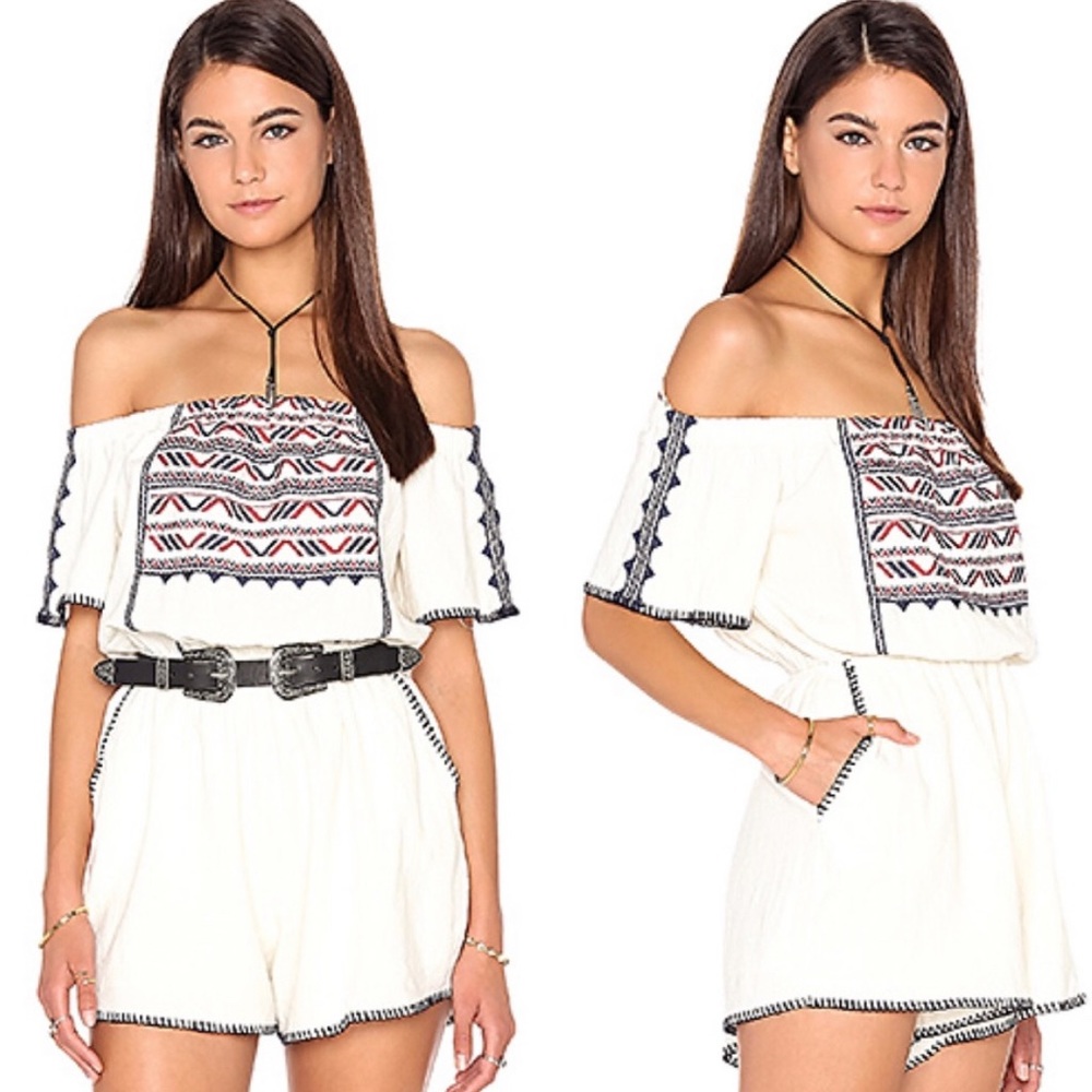 ASTR Embroidered Cream Boho Romper Size Large
